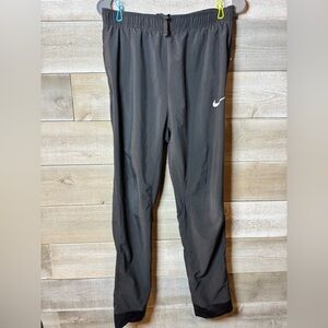 Nike Youth Boys Skinny Leg Slim Joggers